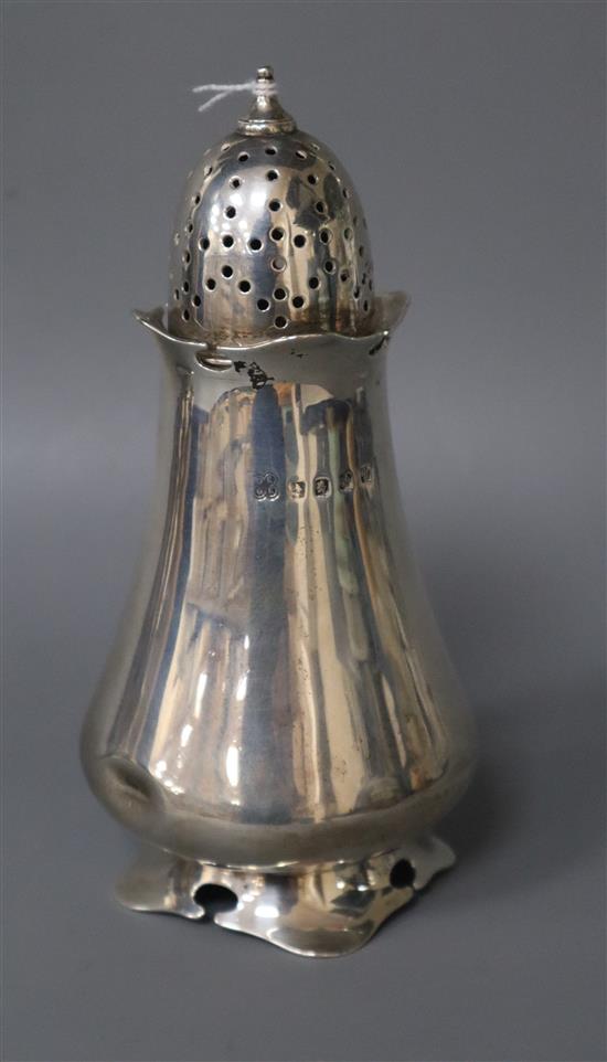 An Art Nouveau silver sugar caster, George Edward & Sons, Glasgow, 1918, 18cm.